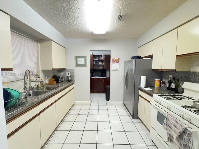 11510 SW 191st Ter, Miami, FL 33157