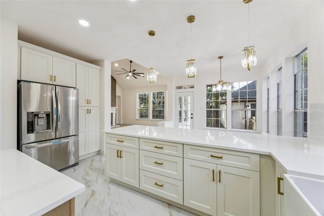 1404 Blueberry Lane, Friendswood, TX 77546