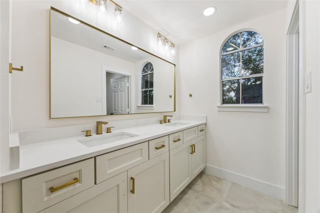 1404 Blueberry Lane, Friendswood, TX 77546