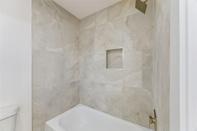 1404 Blueberry Lane, Friendswood, TX 77546