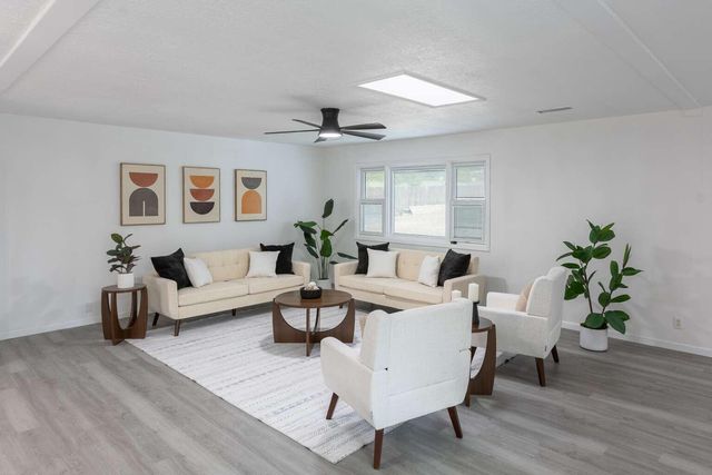 3213 SUE Circle SE, Rio Rancho, NM 87124