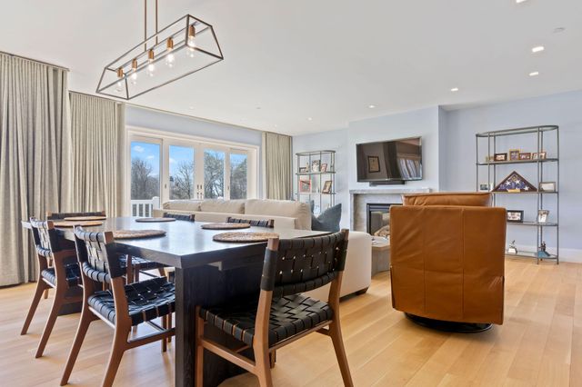 780 Craigville Beach Road UNIT 1, Centerville, MA 02632