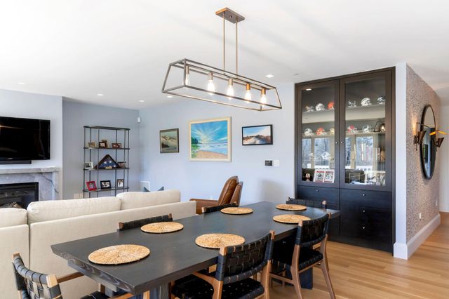780 Craigville Beach Road UNIT 1, Centerville, MA 02632