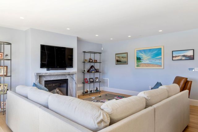 780 Craigville Beach Road UNIT 1, Centerville, MA 02632