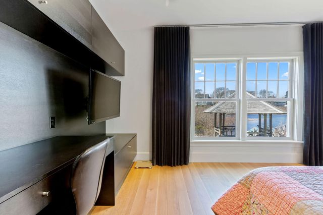 780 Craigville Beach Road UNIT 1, Centerville, MA 02632