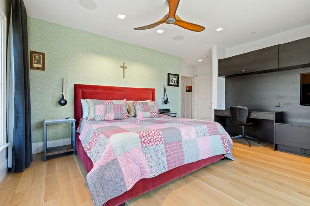 780 Craigville Beach Road UNIT 1, Centerville, MA 02632