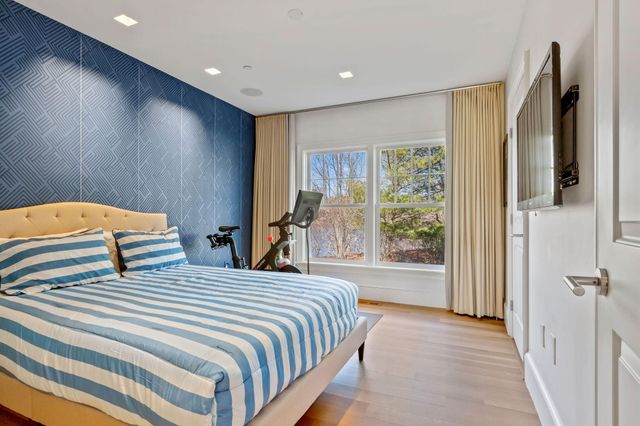 780 Craigville Beach Road UNIT 1, Centerville, MA 02632