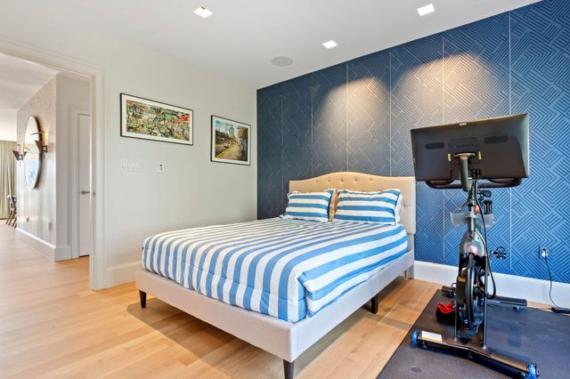 780 Craigville Beach Road UNIT 1, Centerville, MA 02632