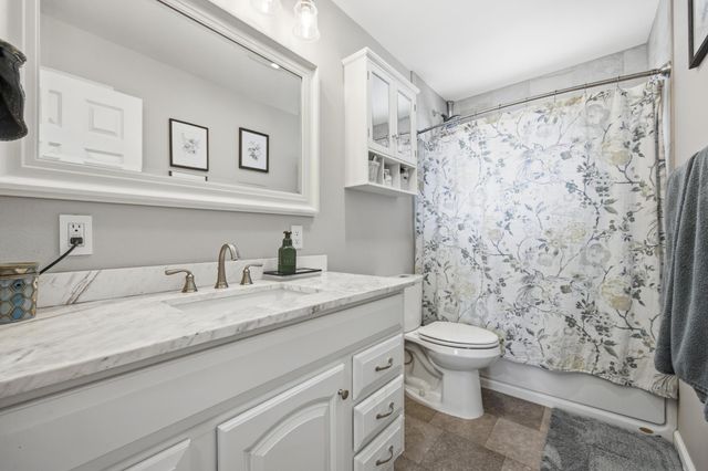 105 24th Avenue N, Fargo, ND 58102