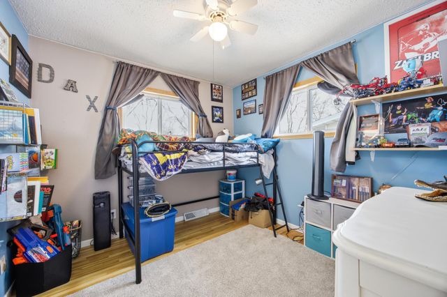 105 24th Avenue N, Fargo, ND 58102