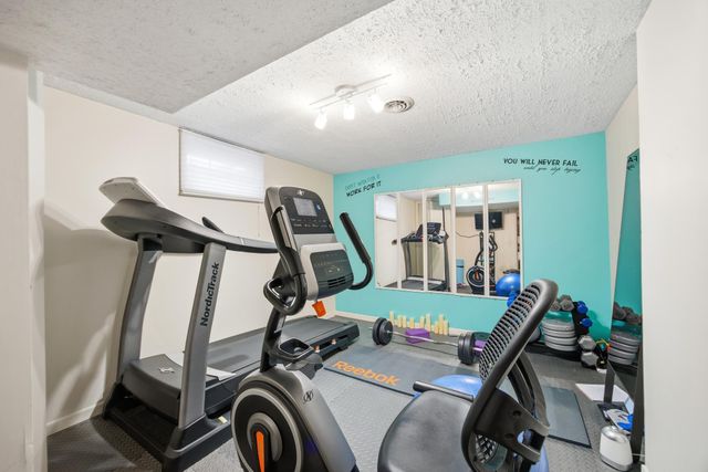 105 24th Avenue N, Fargo, ND 58102