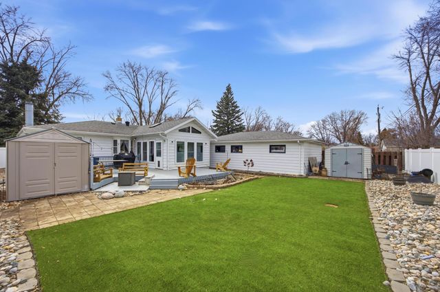 105 24th Avenue N, Fargo, ND 58102