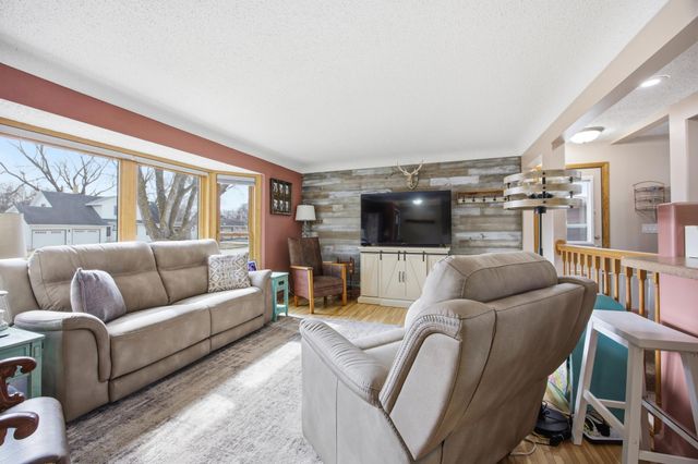 105 24th Avenue N, Fargo, ND 58102