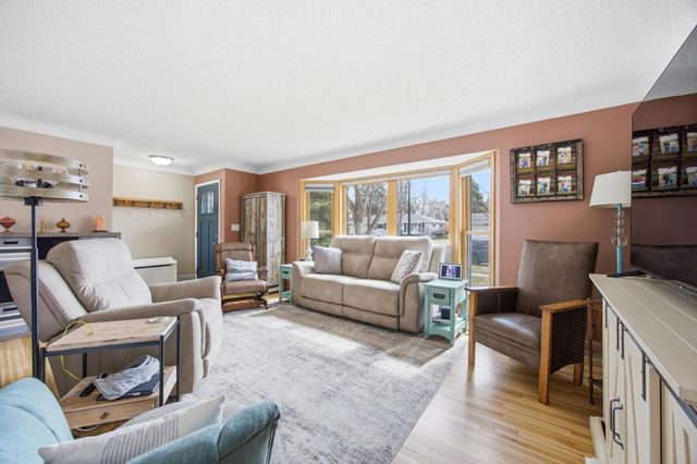 105 24th Avenue N, Fargo, ND 58102