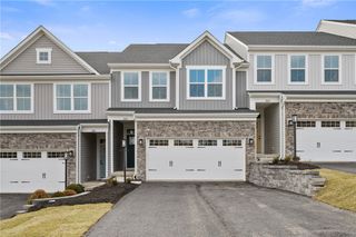 5006 Wellington Court, Penn Twp, PA 15644