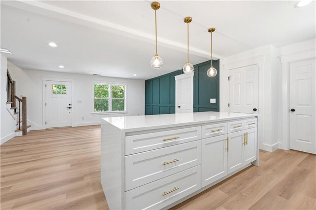 2598 Hencley Circle SW, Marietta, GA 30008