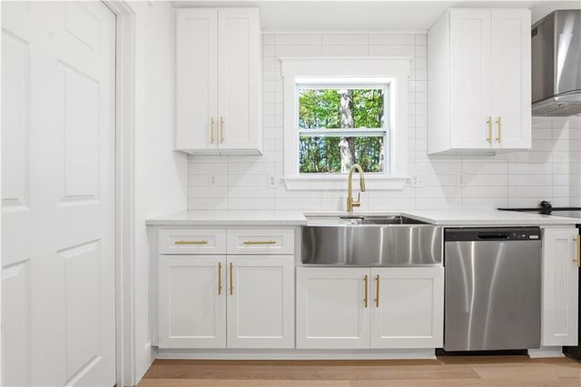 2598 Hencley Circle SW, Marietta, GA 30008