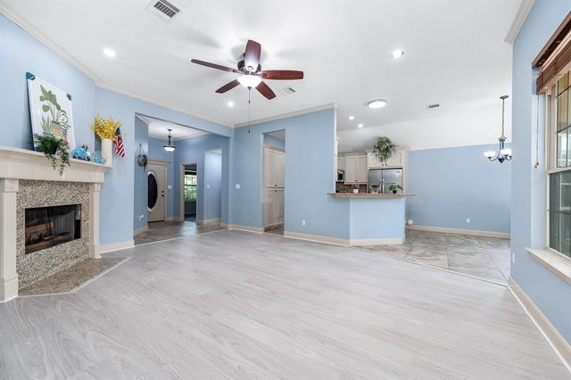 13722 Vail Drive, Montgomery, TX 77356
