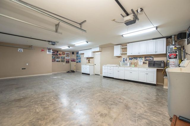 13722 Vail Drive, Montgomery, TX 77356