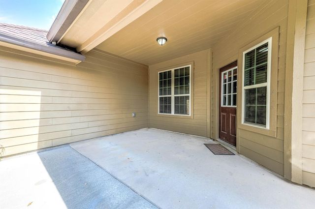 13722 Vail Drive, Montgomery, TX 77356