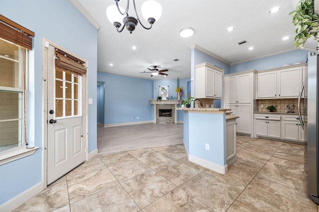 13722 Vail Drive, Montgomery, TX 77356