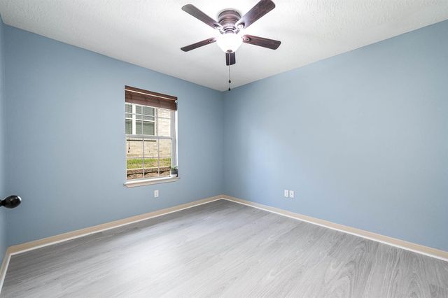 13722 Vail Drive, Montgomery, TX 77356