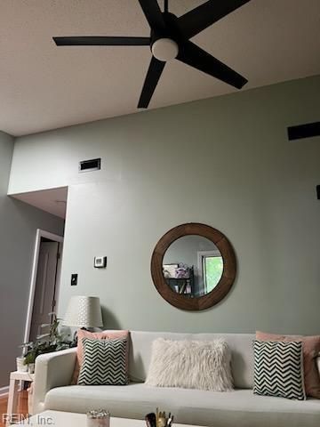 4126 Thalia Station CIR, Virginia Beach, VA 23452