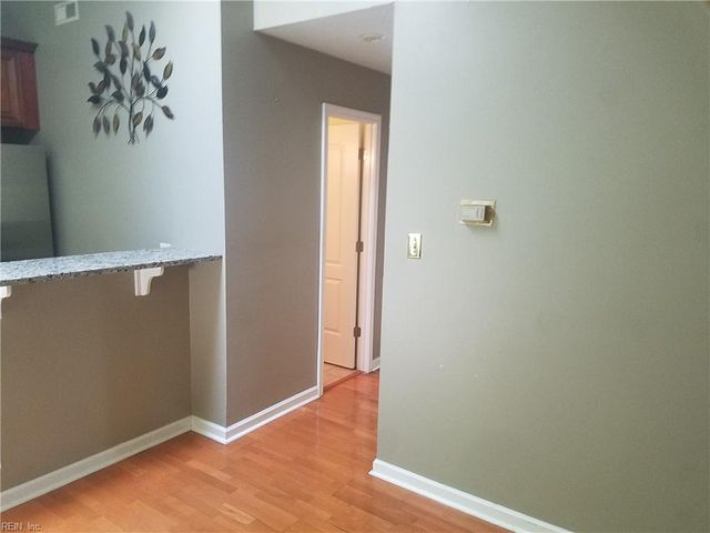 4126 Thalia Station CIR, Virginia Beach, VA 23452