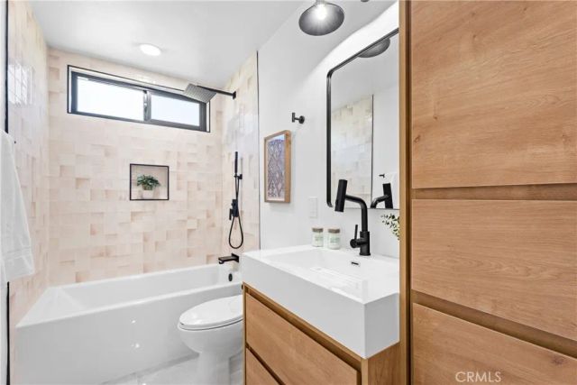 15335 Seine Circle, Irvine, CA 92604