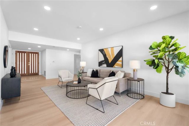15335 Seine Circle, Irvine, CA 92604