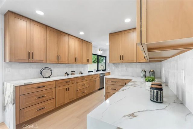 15335 Seine Circle, Irvine, CA 92604
