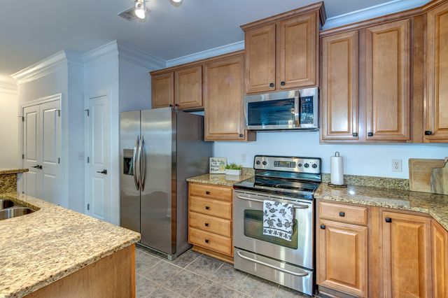 2000 Belle Isle Avenue Unit 101, Mount Pleasant, SC 29464