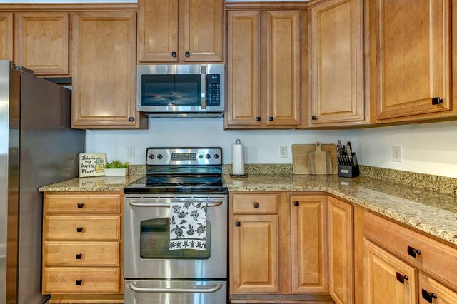 2000 Belle Isle Avenue Unit 101, Mount Pleasant, SC 29464