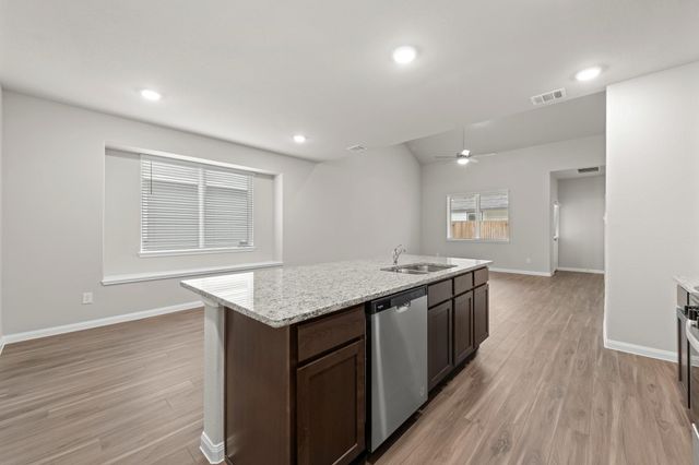 13820 Goldeye Drive, Conroe, TX 77384
