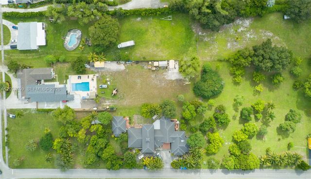 5400 Palm Tree Rd, Plantation, FL 33317