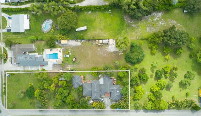 5400 Palm Tree Rd, Plantation, FL 33317