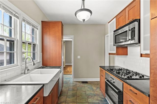324 Woodrow Avenue, High Point, NC 27262