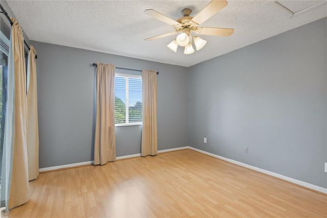 11201 122ND AVENUE 208, Largo, FL 33778