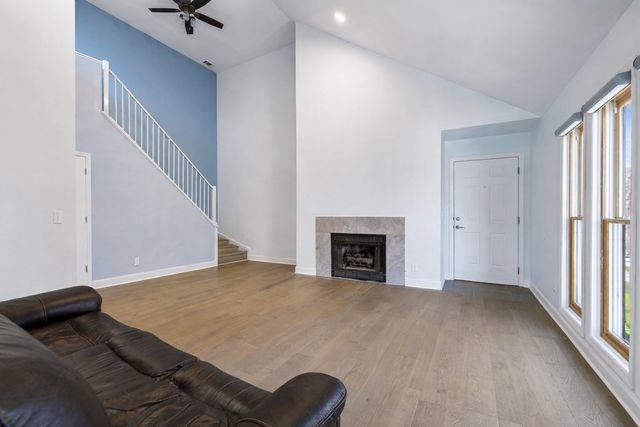 939 Russell St Apt 16, Nashville, TN 37206