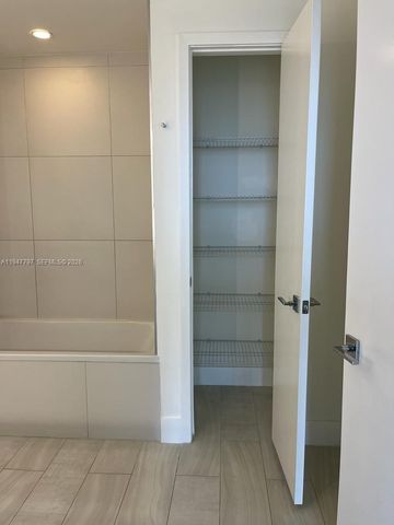 2000 Metropica Way 1602, Sunrise, FL 33323