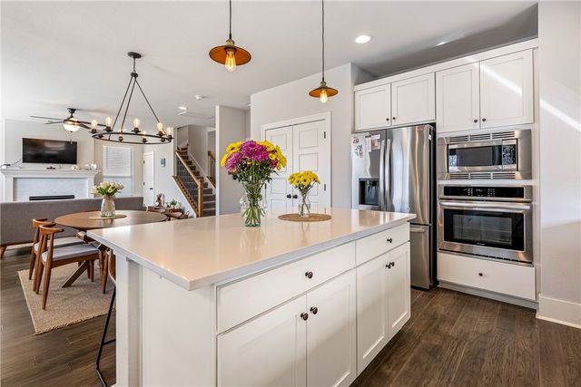 2802 SW Nottingham Avenue, Bentonville, AR 72713