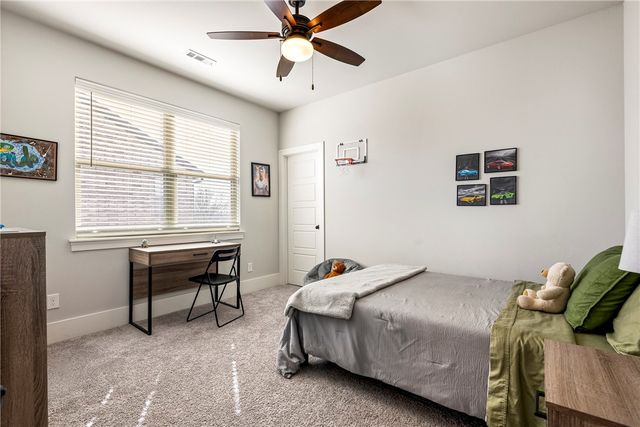 2802 SW Nottingham Avenue, Bentonville, AR 72713