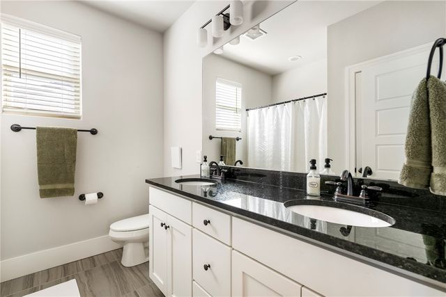 2802 SW Nottingham Avenue, Bentonville, AR 72713