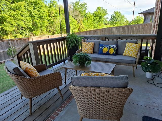 2802 SW Nottingham Avenue, Bentonville, AR 72713