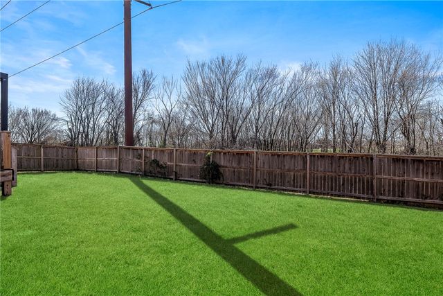 2802 SW Nottingham Avenue, Bentonville, AR 72713