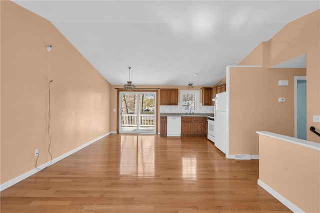 175 Monroe Street, Warwick, RI 02888