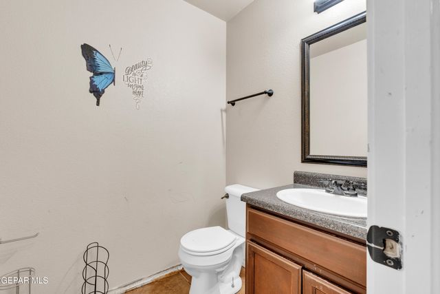 14316 Woods Point Avenue, El Paso, TX 79938