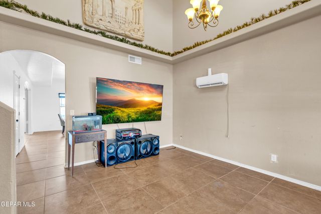 14316 Woods Point Avenue, El Paso, TX 79938