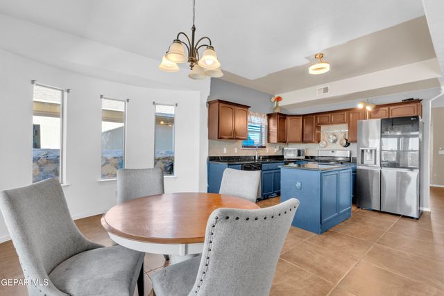 14316 Woods Point Avenue, El Paso, TX 79938