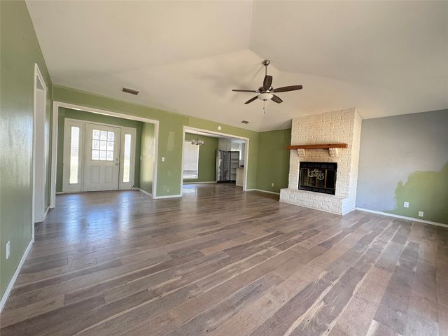 181 County Road 1332, Mt Pleasant, TX 75455